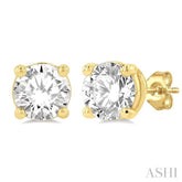 1 1/2 Ctw Round Cut Diamond Stud Earrings in 14K Yellow Gold