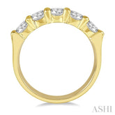 1 1/2 Ctw 5 Stone Round Cut Diamond Wedding Band in 14K Yellow Gold