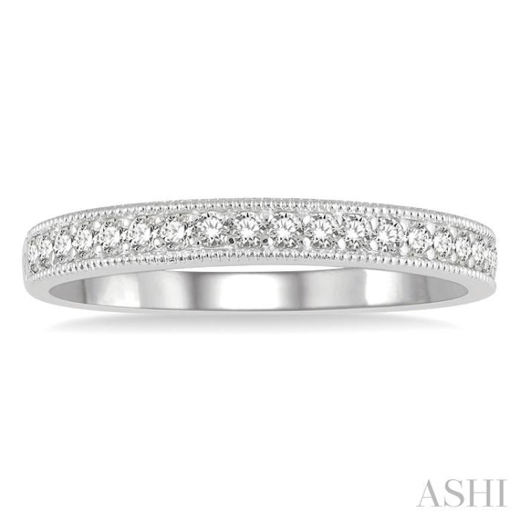 1/4 Ctw Round Cut Diamond Wedding Band in 14K White Gold