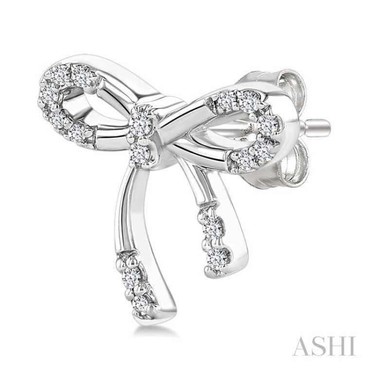 1/10 Ctw Bow Round Cut Diamond Fashion Earrings in Sterling Silver