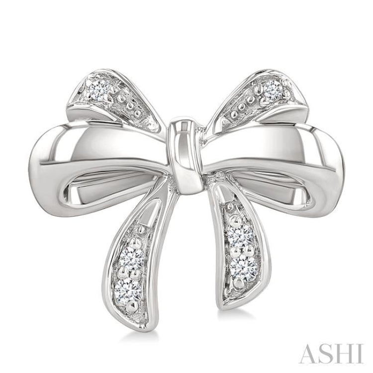 1/20 Ctw Bow Round Cut Diamond Fashion Earrings in Sterling Silver