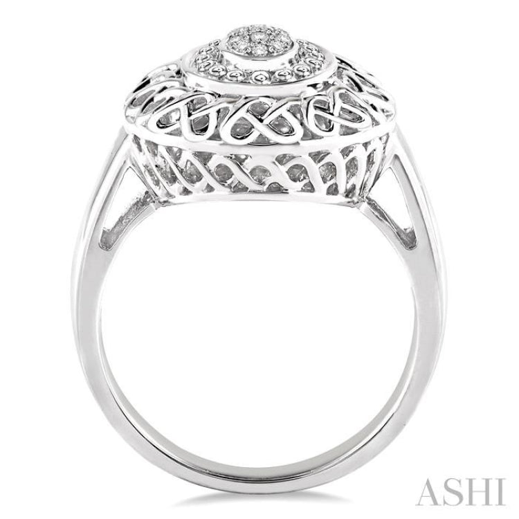 1/20 Ctw Round Cut Diamond Fashion Ring in Sterling Silver
