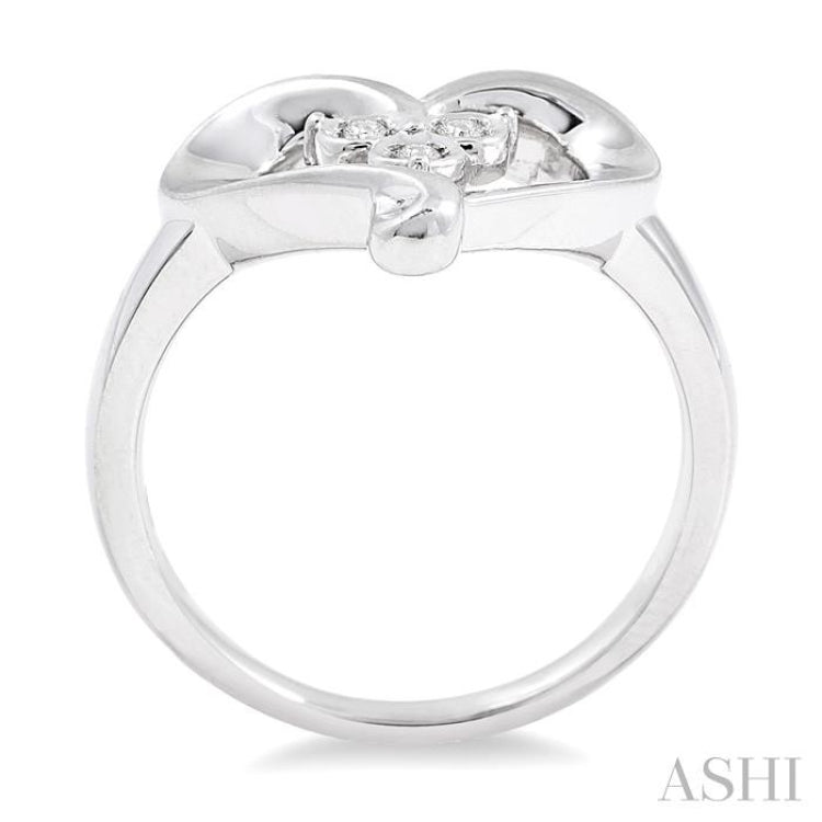 1/50 Ctw Round Cut Diamond Heart Ring in Sterling Silver