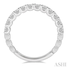 3/4 Ctw Lattice Round Cut Diamond Wedding Band in 14K White Gold