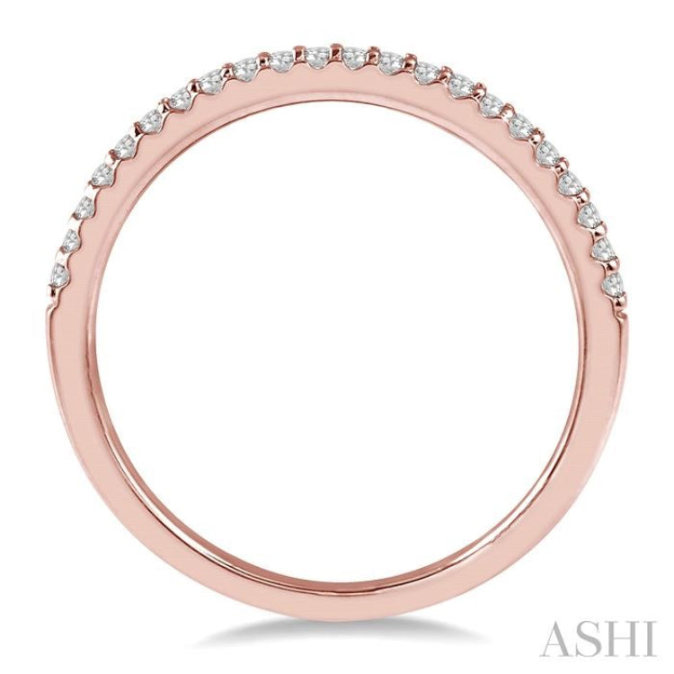 1/10 Ctw Round Cut Diamond Wedding Band in 14K Rose Gold