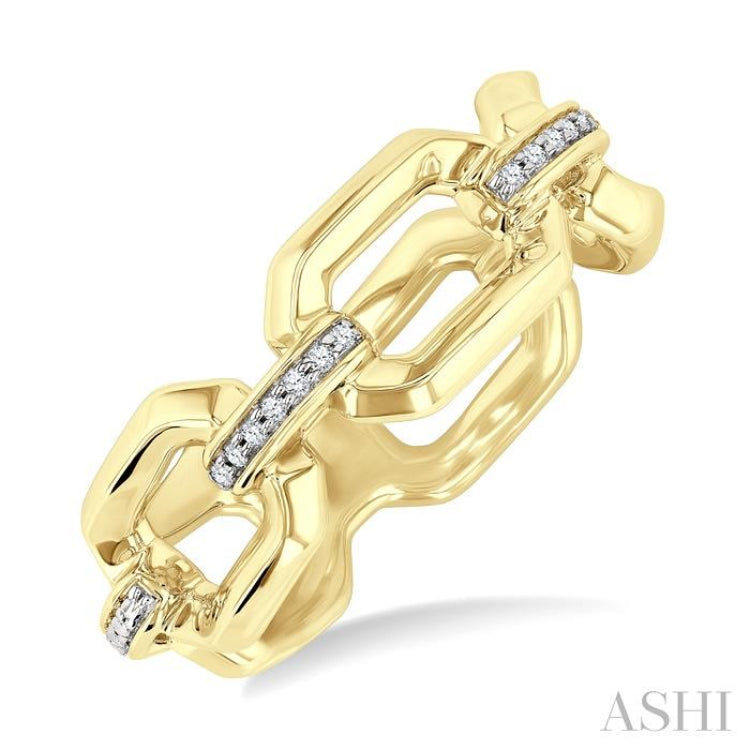 1/20 Ctw Bold Octagonal Link Round Cut Diamond Fashion Ring in Yellow Gold Vermeil