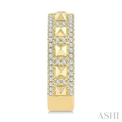 1/4 Ctw Bold Pyramid Accent Round Cut Diamond Fashion Hoop Earrings in 10K Yellow Gold