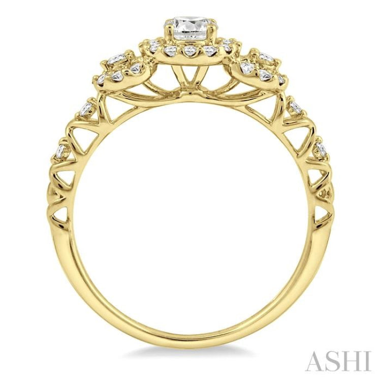 1/2 Ctw Round Cut Diamond Engagement Ring with 1/5 Ct Round Cut Center Stone in 14K Yellow Gold