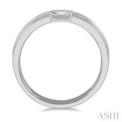 1/2 Ctw Split Baguette Diamond Fashion Ring in 14K White Gold
