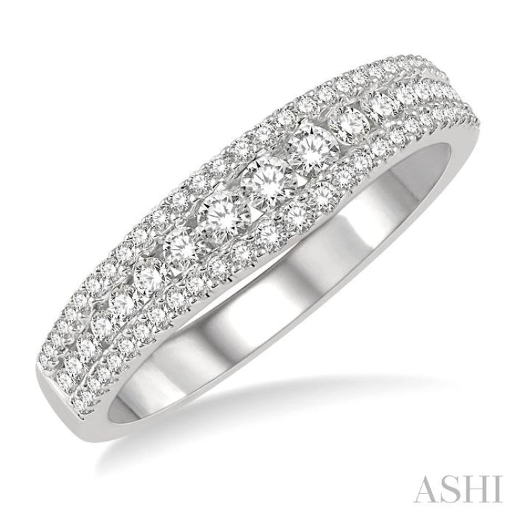 1/2 Ctw Triple Row Round Cut Diamond Wedding Band in 14K White Gold