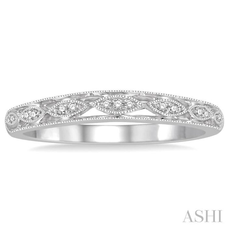 1/20 Ctw Round Cut Diamond Wedding Band in 14K White Gold