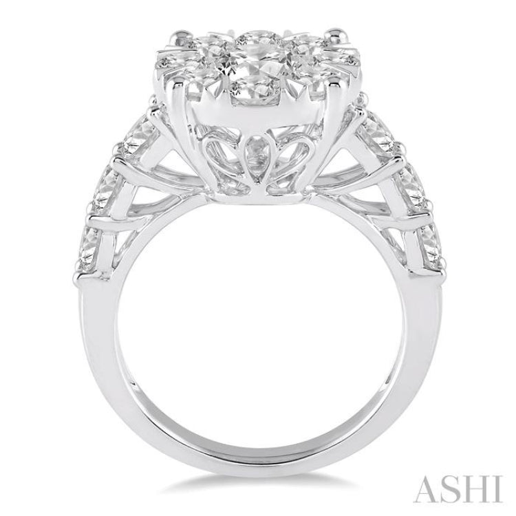 2 Ctw Round Diamond Lovebright Ring in 14K White Gold