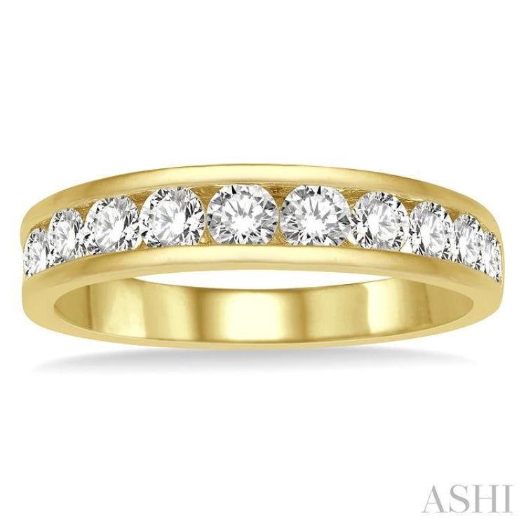 1.00 ctw Channel Set 11 Stone Round Cut Diamond Wedding Band in 14K Yellow Gold