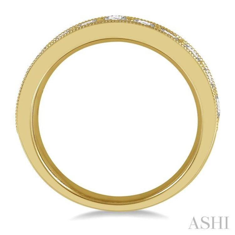 1.00 ctw Round Cut Diamond Wedding Band in 14K Yellow Gold