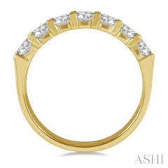 1.00 ctw Round Cut 7 Stone Diamond Wedding Band in 14K Yellow Gold