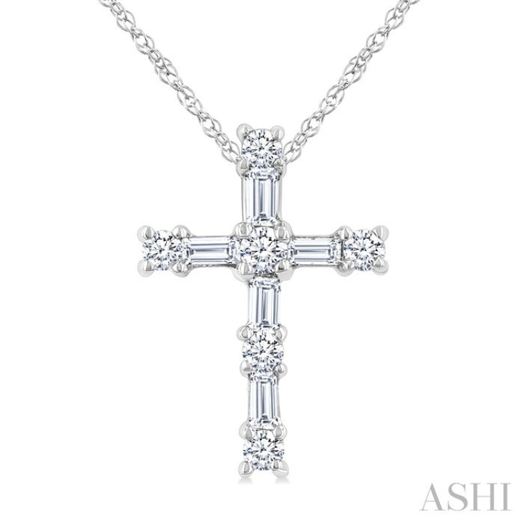 1/20 Ctw Round Cut Diamond Cross Pendant in 10K White Gold with Chain