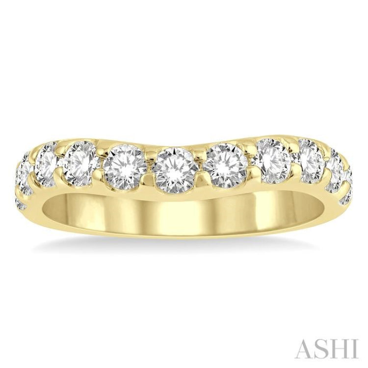 1.00 ctw Arched Center Round Cut Diamond Wedding Band in 14K Yellow Gold