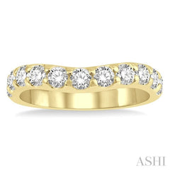 1.00 ctw Arched Center Round Cut Diamond Wedding Band in 14K Yellow Gold