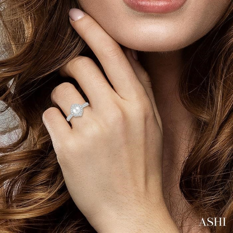 7 MM Cultured Pearl and 1/4 Ctw Round Cut Diamond Halo Ring in 10K White Gold