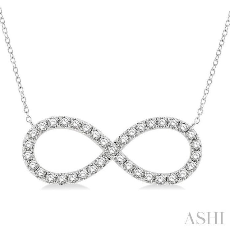 1/2 Ctw Round Cut Diamond Infinity Necklace in 14K White Gold