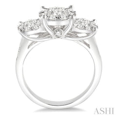 2 Ctw Lovebright Round Cut Diamond Ring in 14K White Gold