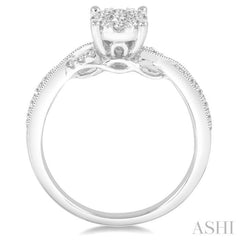 1/2 Ctw Round Cut Diamond Lovebright Engagement Ring in 14K White Gold