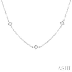 1.00 ctw Princess Cut Diamond Fashion Necklace in 14K White Gold