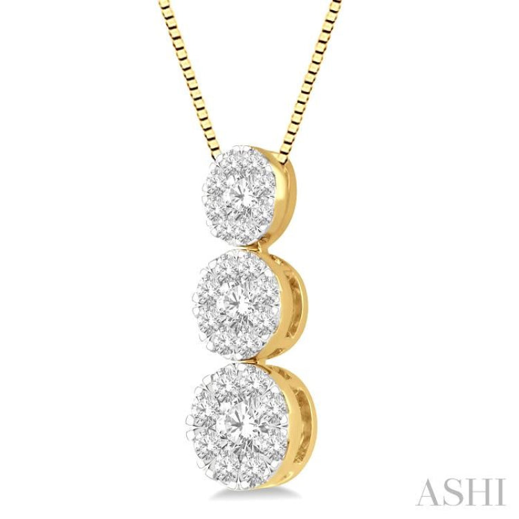 1/2 ctw Lovebright 3 stone Essential Round Cut Diamond Pendant with Chain in 14K Yellow and White Gold