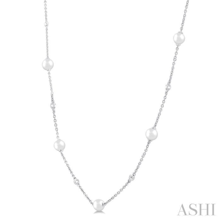 1/6 Ctw 4 MM Cultured Pearl and Round Cut Diamond Station Necklace in 14K White Gold