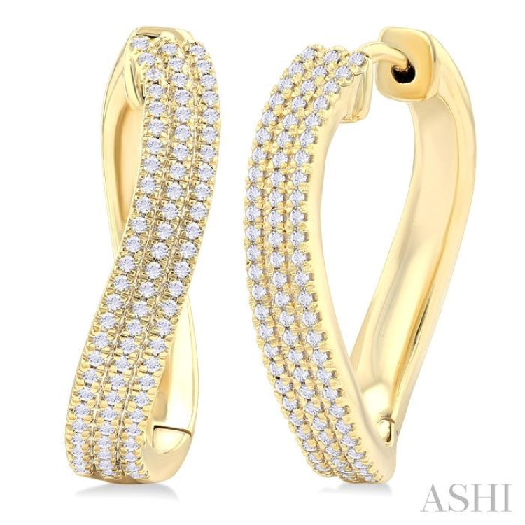 1/2 Ctw Curvy Triple Row Round Cut Diamond Fashion Earring in 14K Yellow Gold