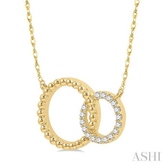 1/10 Ctw Interlocking Twin Circles Round Cut Diamond Pendant With Chain in 10K Yellow Gold