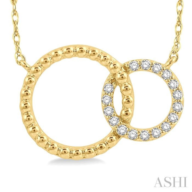 1/10 Ctw Interlocking Twin Circles Round Cut Diamond Pendant With Chain in 10K Yellow Gold