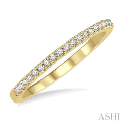 1/6 Ctw Round Cut Diamond Wedding Band in 14K Yellow Gold