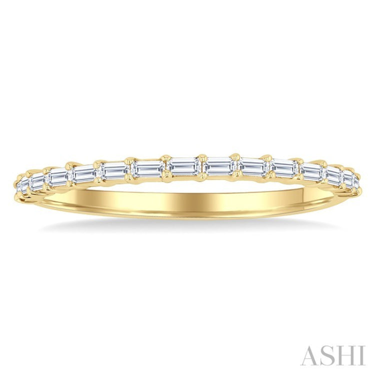 1/4 Ctw Straight Row Baguette Cut Diamond Stackable Fashion Band in 14K Yellow Gold