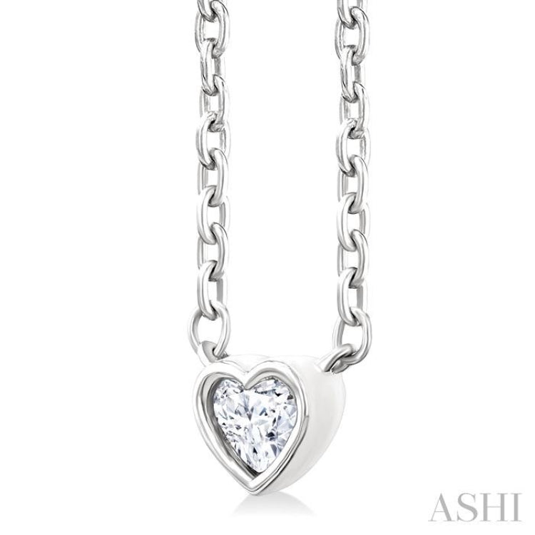 1/6 Ctw Petite Bezel Set Heart Shape Diamond Fashion Pendant With Chain in 10K White Gold