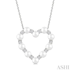 4 MM Round Shape Cultured Pearl and 1/3 Ctw Round Cut Diamond Heart Shape Pendant With Chain in 14K White Gold