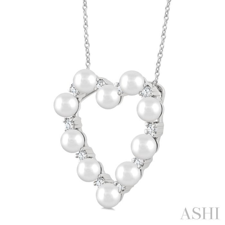 4 MM Round Shape Cultured Pearl and 1/3 Ctw Round Cut Diamond Heart Shape Pendant With Chain in 14K White Gold