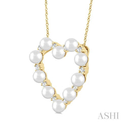 4 MM Round Shape Cultured Pearl and 1/3 Ctw Round Cut Diamond Heart Shape Pendant With Chain in 14K Yellow Gold
