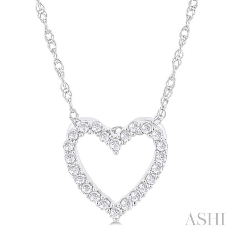 1/10 Ctw Heart Shape Round Cut Diamond Pendant With Chain in 14K White Gold
